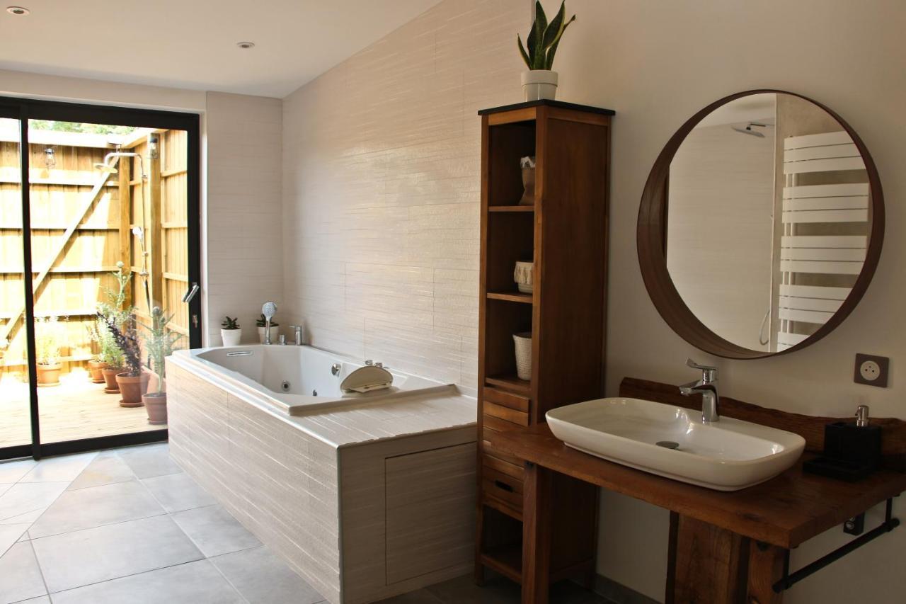 La Madelaine-sous-Montreuil Les Bobos A La Ferme Bed & Breakfast エクステリア 写真