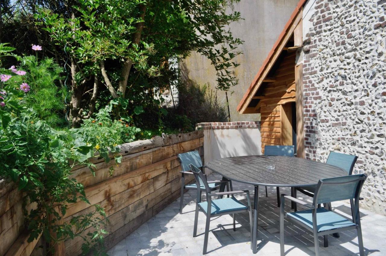 La Madelaine-sous-Montreuil Les Bobos A La Ferme Bed & Breakfast エクステリア 写真
